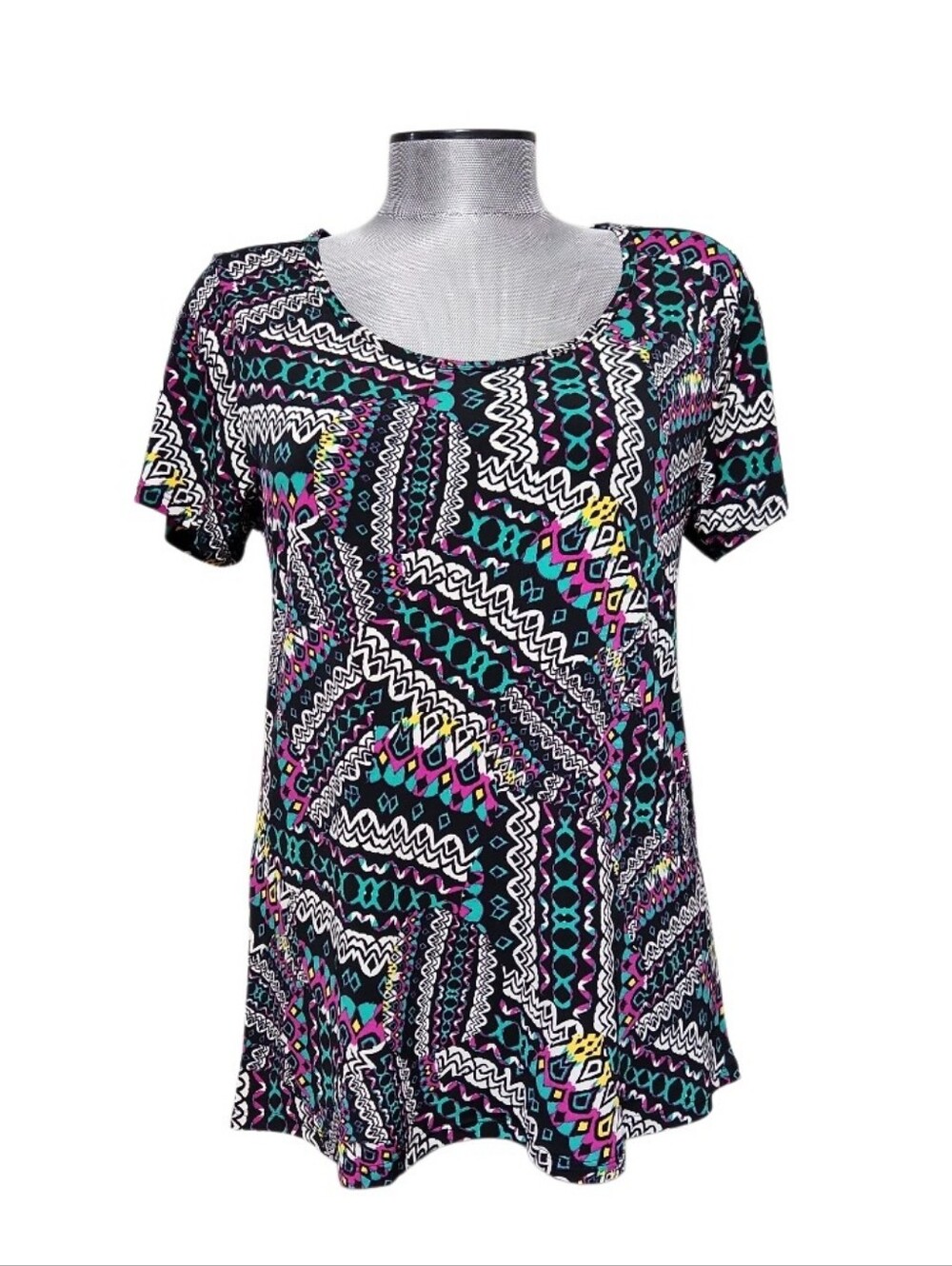 LuLaRoe Classic T Vibrant Colorful Geometric Print (S)
